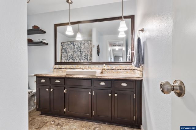 4565 Swallow Ct, Salem, OR 97305
