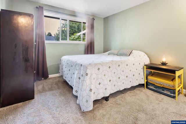 4565 Swallow Ct, Salem, OR 97305