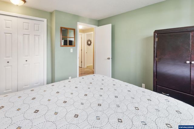 4565 Swallow Ct, Salem, OR 97305