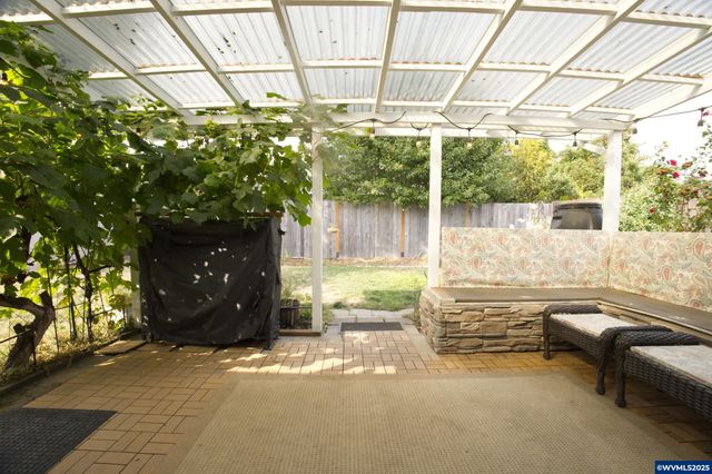 4565 Swallow Ct, Salem, OR 97305