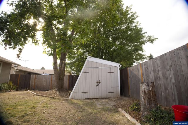 4565 Swallow Ct, Salem, OR 97305
