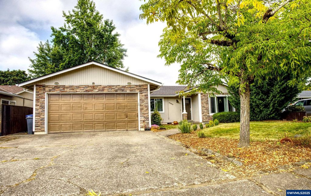 4565 Swallow Ct, Salem, OR 97305
