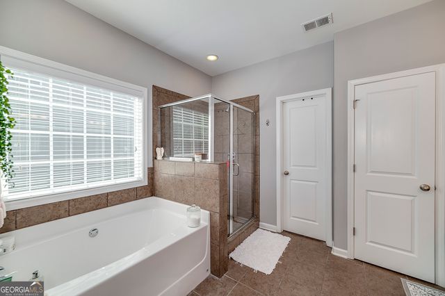 91 Pacific Avenue, Sharpsburg, GA 30277