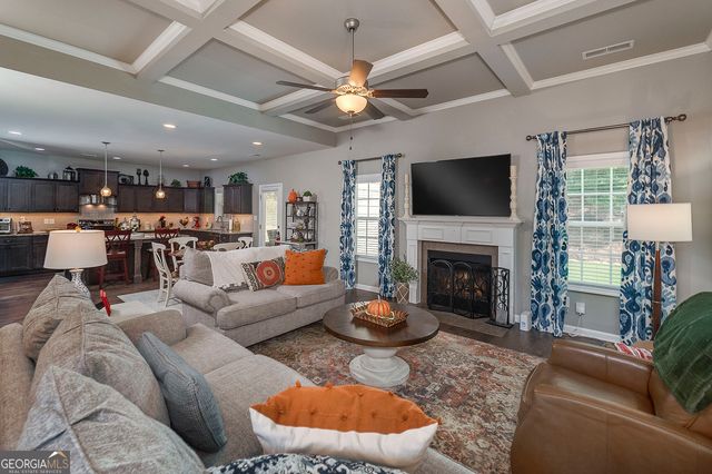 91 Pacific Avenue, Sharpsburg, GA 30277