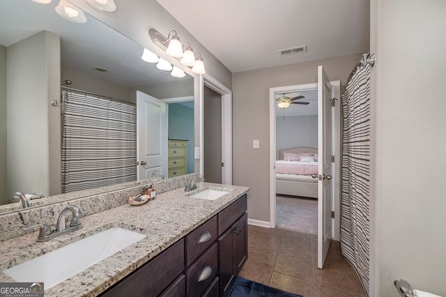 91 Pacific Avenue, Sharpsburg, GA 30277