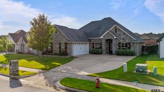 2946 Guinn Farms Rd, Tyler, TX 75707