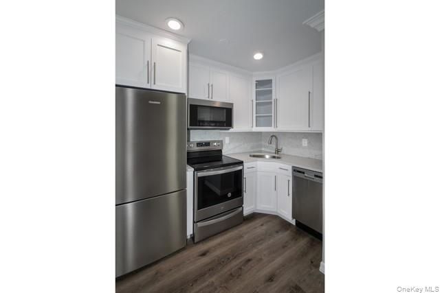 105 Overton Avenue L, Sayville, NY 11782