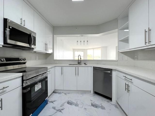 7712 Granville Dr 107, Tamarac, FL 33321