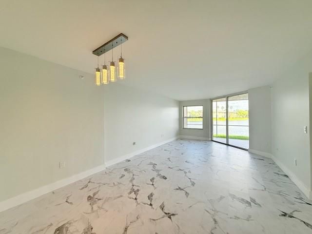 7712 Granville Dr 107, Tamarac, FL 33321
