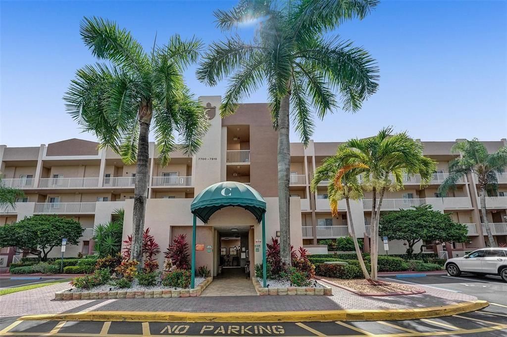 7712 Granville Dr 107, Tamarac, FL 33321