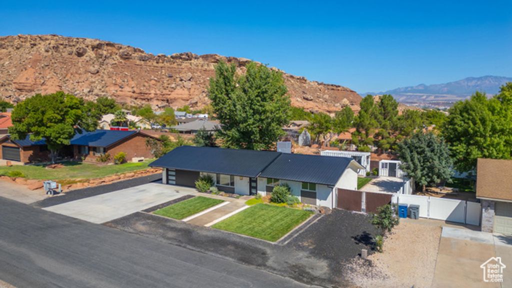 1135 E REDWOOD TREE ST, St. George, UT 84790