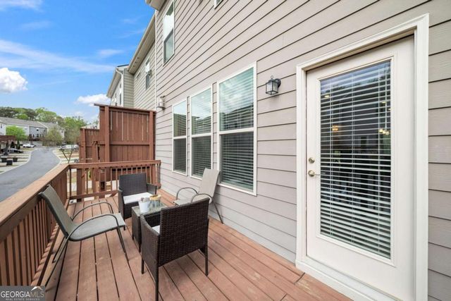 8008 Park Avenue, Roswell, GA 30076