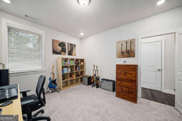 8008 Park Avenue, Roswell, GA 30076