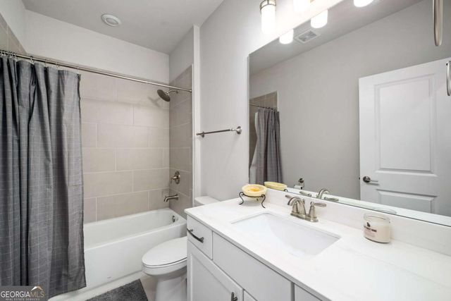 8008 Park Avenue, Roswell, GA 30076