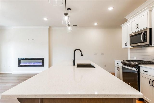 321 Colsen Drive, Acworth, GA 30102