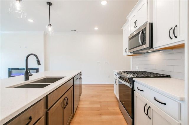 321 Colsen Drive, Acworth, GA 30102