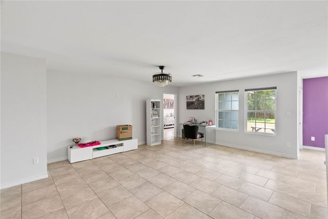 521 Military Dr, Corpus Christi, TX 78418