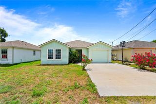 521 Military Dr, Corpus Christi, TX 78418