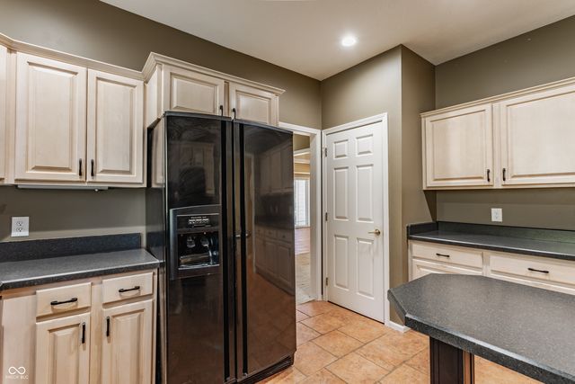 8102 Woodcreek Drive, Indianapolis, IN 46256