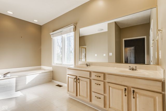 8102 Woodcreek Drive, Indianapolis, IN 46256