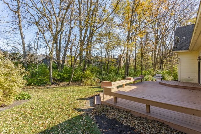 8102 Woodcreek Drive, Indianapolis, IN 46256