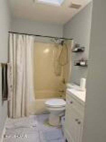 7628 Shadow Bay Drive, Panama City, FL 32404