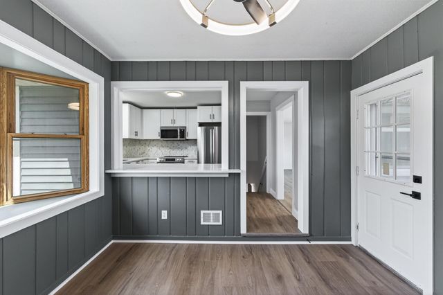 3125 Winnetka Avenue N, Crystal, MN 55427