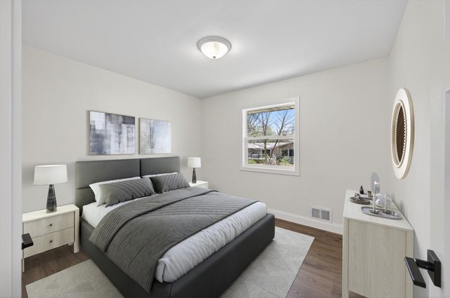 3125 Winnetka Avenue N, Crystal, MN 55427