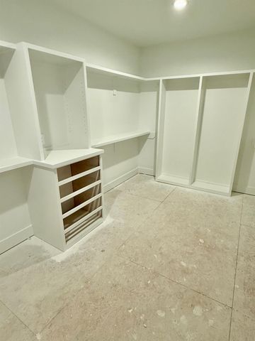 407 E 27th Street, Houston, TX 77008