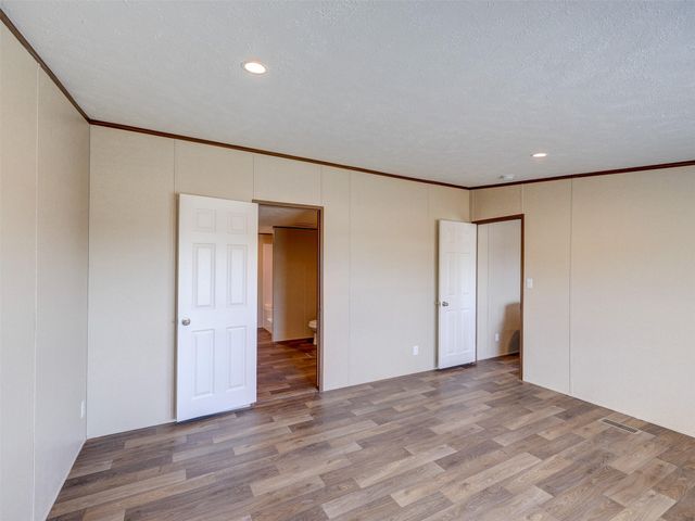 146 Monte Vista DR, Elgin, TX 78621