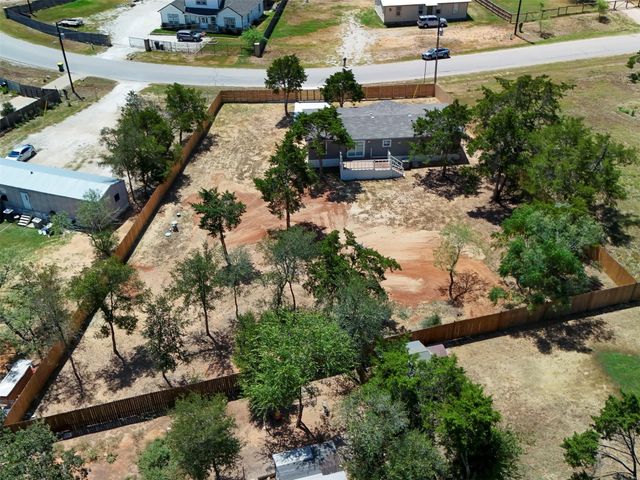 146 Monte Vista DR, Elgin, TX 78621