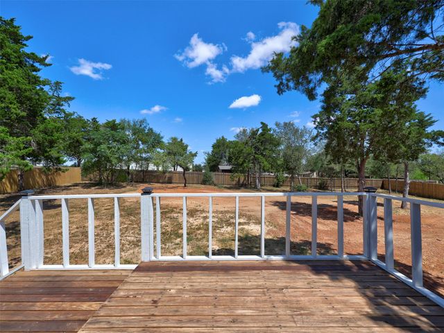 146 Monte Vista DR, Elgin, TX 78621