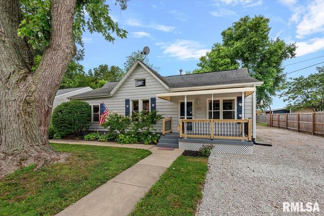 509 S WALNUT Street, Rochester, IL 62563