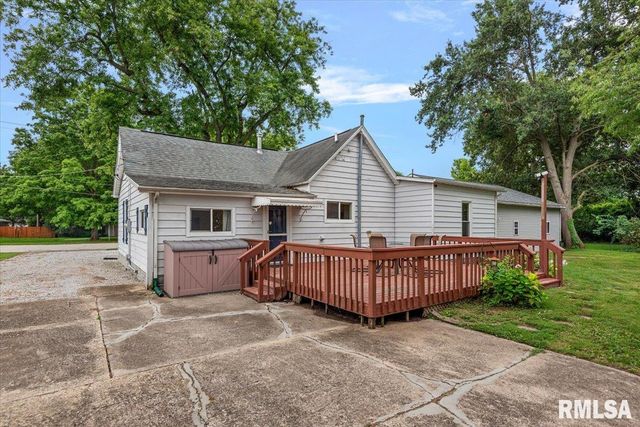 509 S WALNUT Street, Rochester, IL 62563