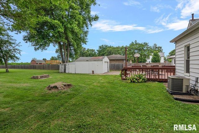 509 S WALNUT Street, Rochester, IL 62563