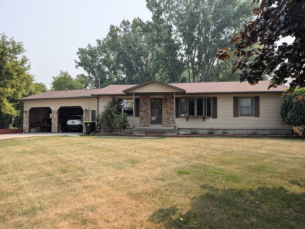 1495 S Knight Road, Munger, MI 48747