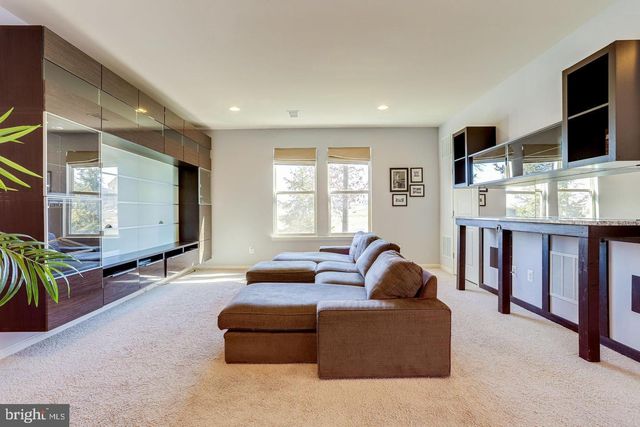 42257 BLISS TER, Brambleton, VA 20148