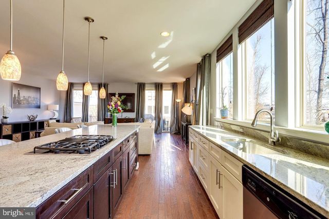 42257 BLISS TER, Brambleton, VA 20148