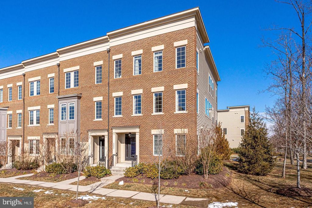 42257 BLISS TER, Brambleton, VA 20148