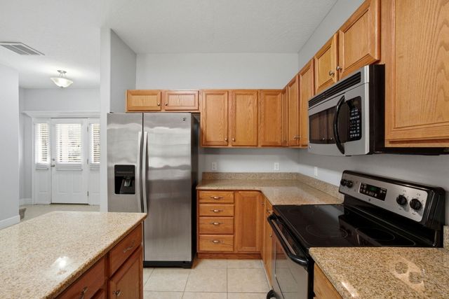 8562 Laredo Street, Navarre, FL 32566