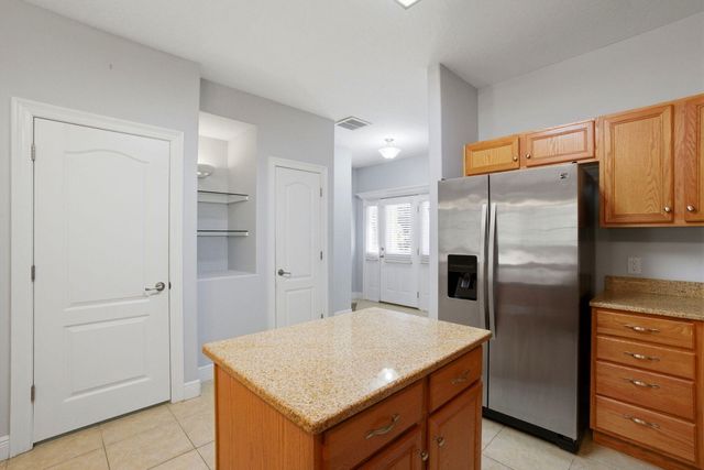 8562 Laredo Street, Navarre, FL 32566