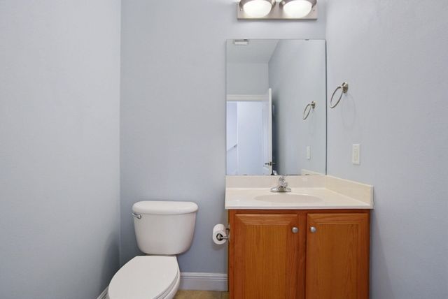 8562 Laredo Street, Navarre, FL 32566