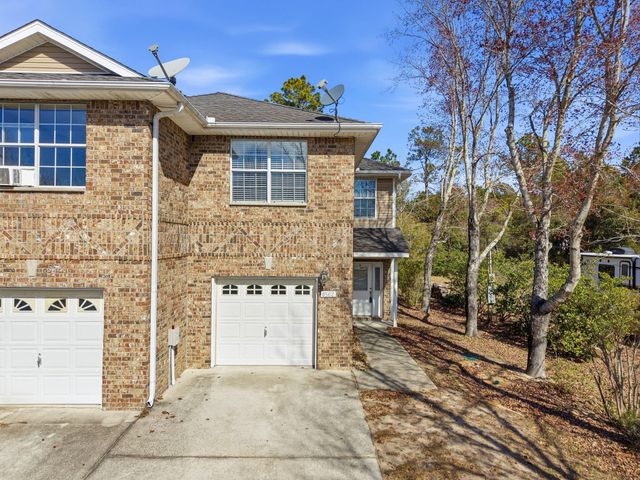 8562 Laredo Street, Navarre, FL 32566