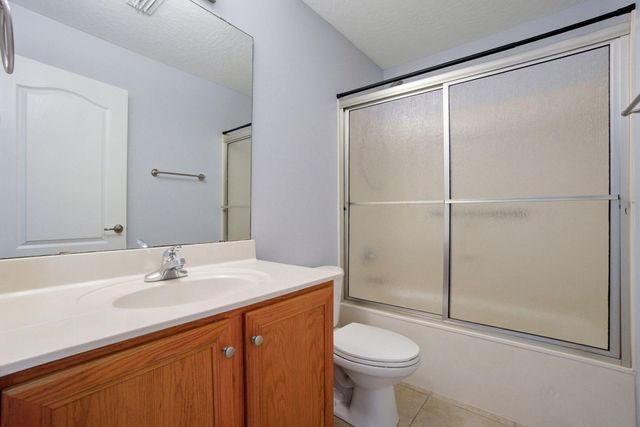 8562 Laredo Street, Navarre, FL 32566