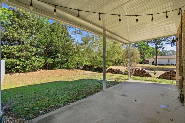 8562 Laredo Street, Navarre, FL 32566