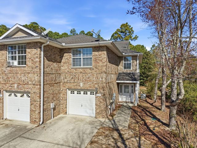 8562 Laredo Street, Navarre, FL 32566