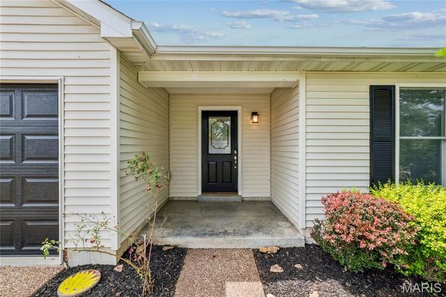 5017 Joshua Drive, Wentzville, MO 63385