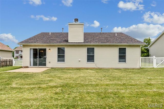 5017 Joshua Drive, Wentzville, MO 63385