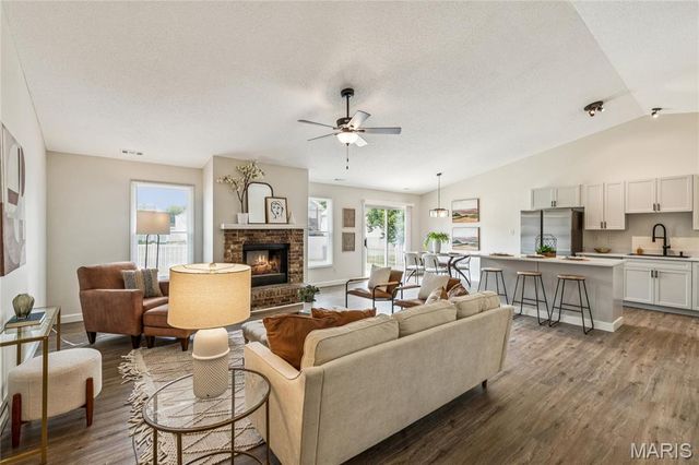 5017 Joshua Drive, Wentzville, MO 63385