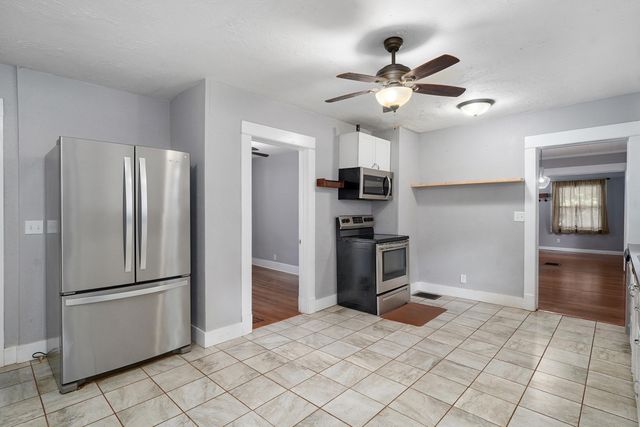 1911 W Walnut Street, Springfield, MO 65806
